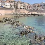 Ortigia Plemmirio Al Primo Piano Semesterbostad *