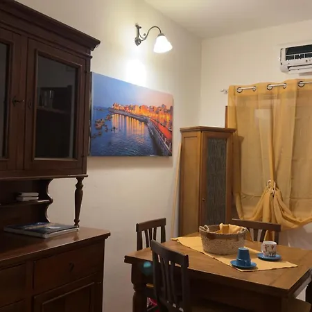 Semesterbostad Ortigia Plemmirio Al Primo Piano *